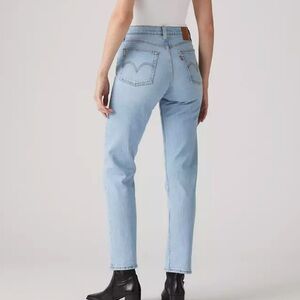 Levi’s wedgie straight jeans
